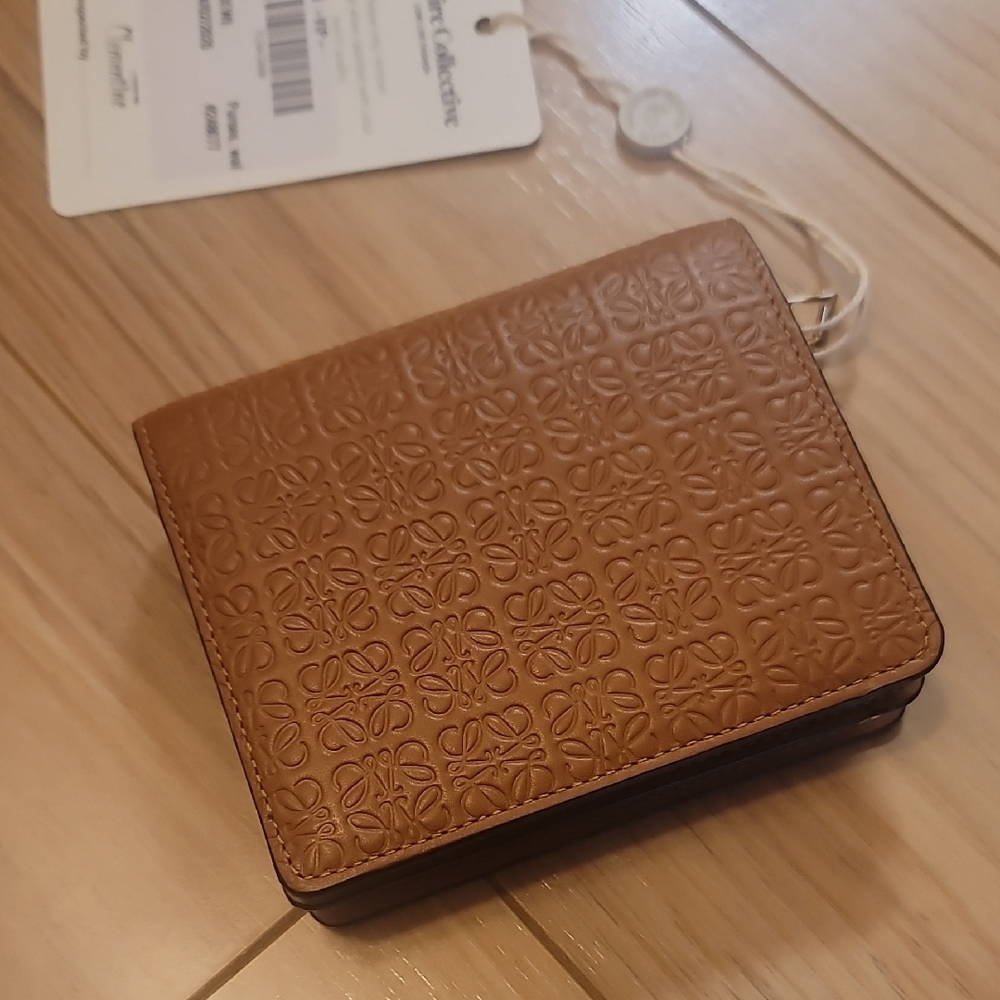 Brand New Loewe Anagram Embossed Small Wallet Light Brown